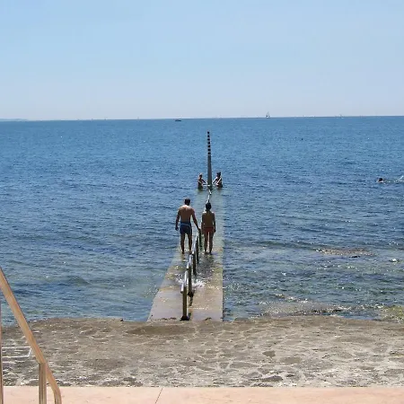 Sandra A4, 80 M From The