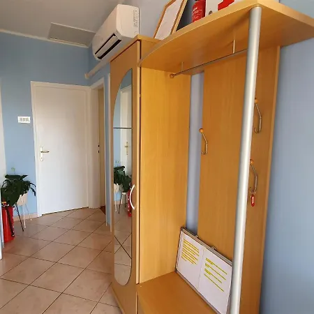 Apartment Sandra A4, 80 M From The