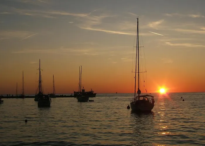 Apartamento Sandra A4, 80 M From The