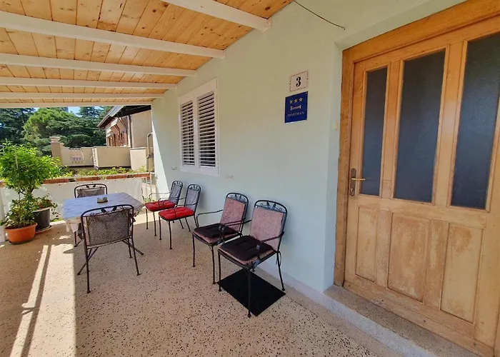 Appartamento Sandra A4, 80 M From The *